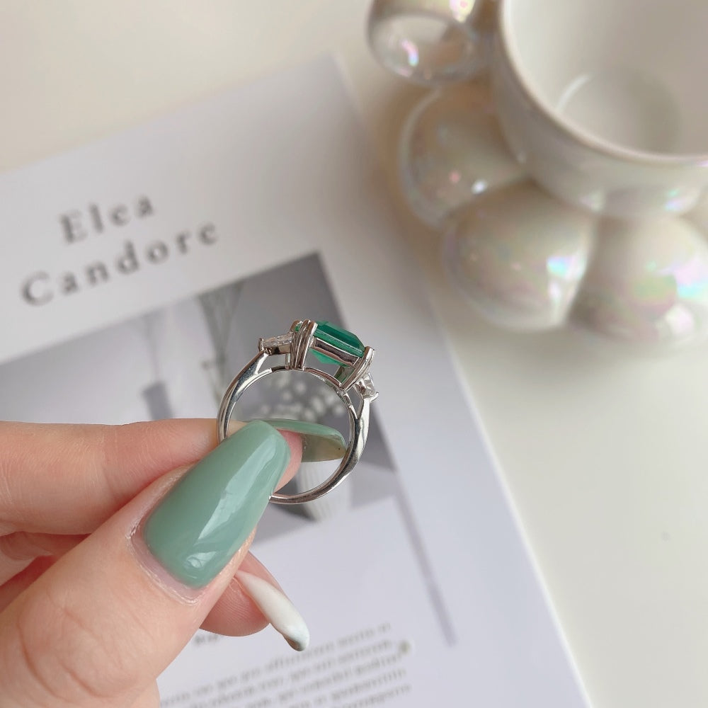 Women's Square Emerald Zirconia Elegant Temperament Ring, S925 with White Gold Plating