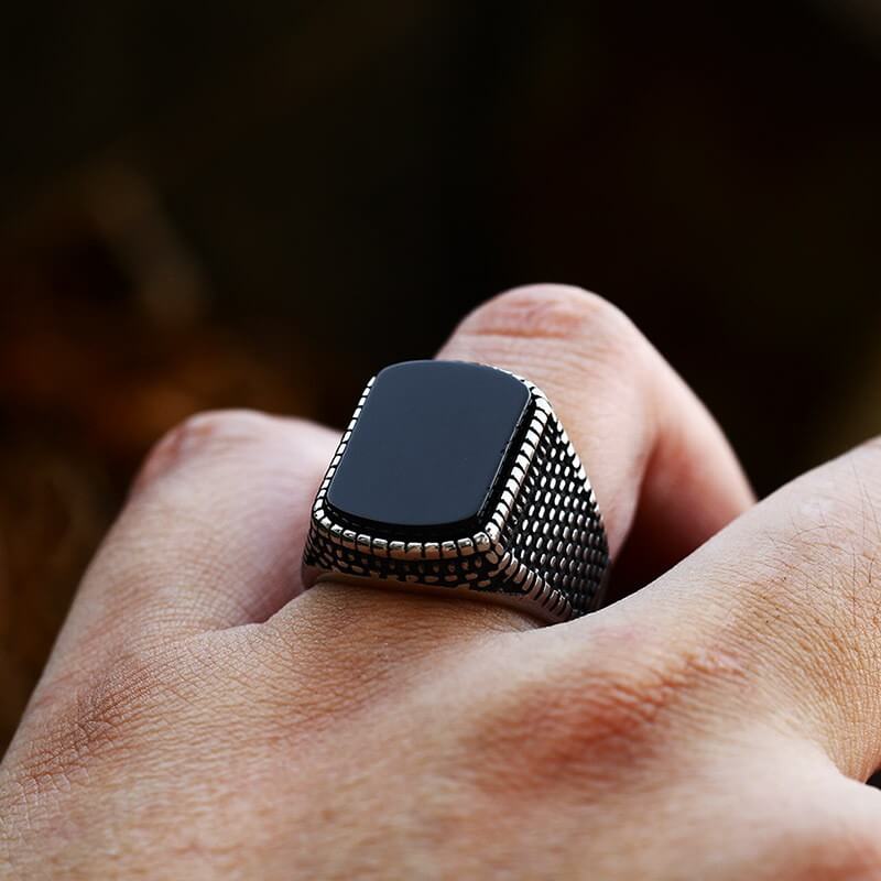 Vintage-Style Men's Ring With Stone Inlay
