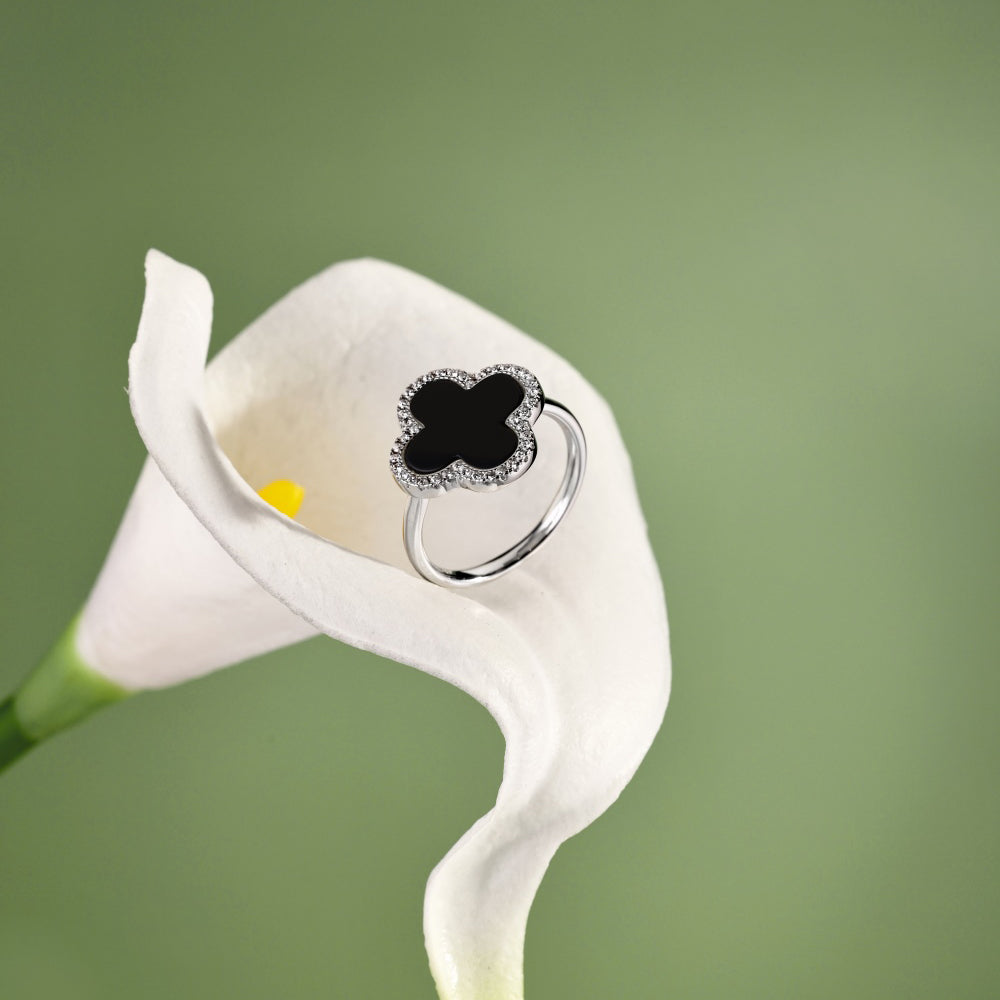 Women's S925 Silver White Gold Tone Ring, Four-Leaf Clover Shape Black Agate Halo Design Ladies Fashion Ring