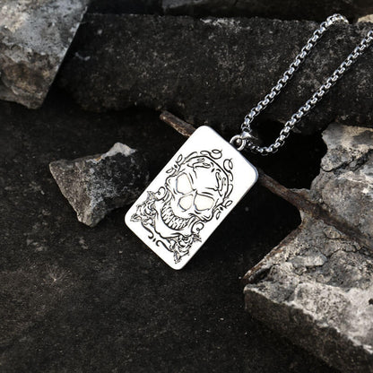 Men's Poker Spade A Skull Pendant Necklace