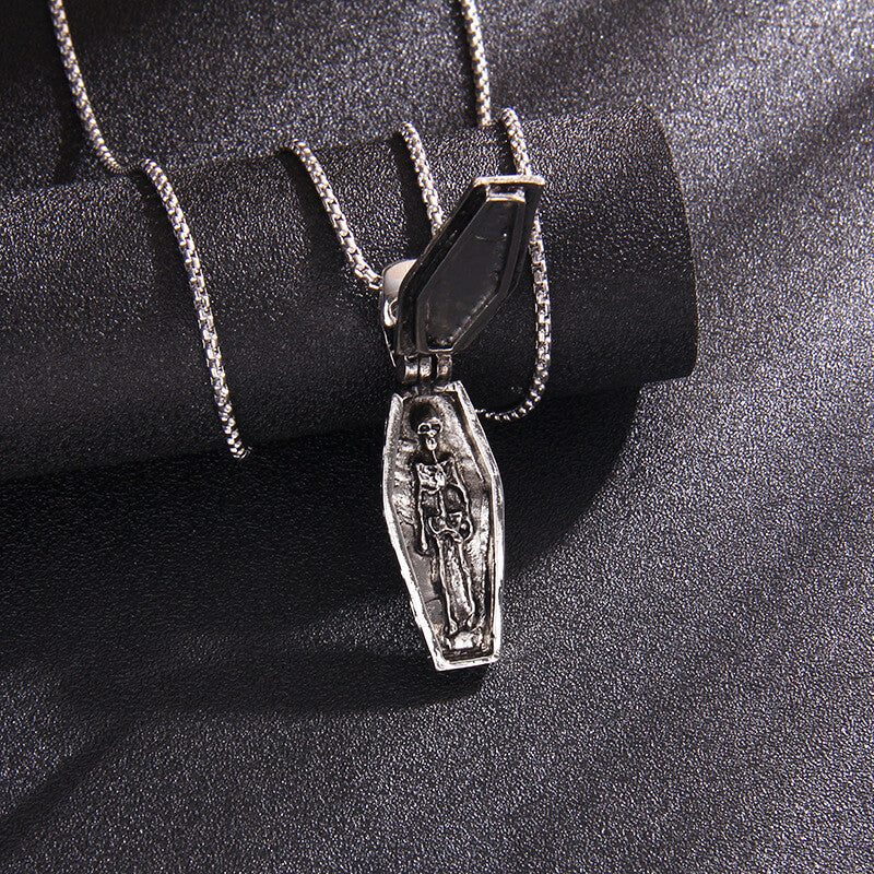 Men's Retro Gothic Style Openable Pendant Necklace