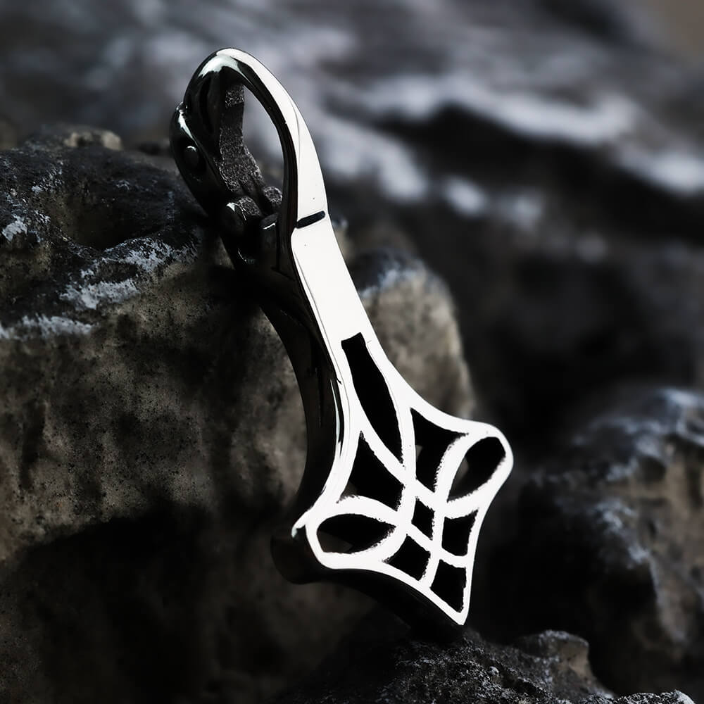 Vintage Men's Pendant Stainless Steel Viking Hollow Irish Love Knot Necklace