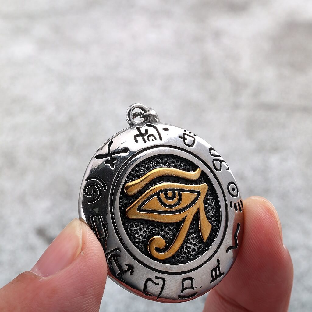Vintage Stainless Steel Men's Egyptian Eye of Horus Round Pendant Necklace