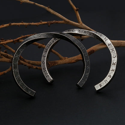 Men's Vintage Viking Letter Stainless Steel Open Cuff Bracelet, Personalized Versatile Titanium Steel Bangle