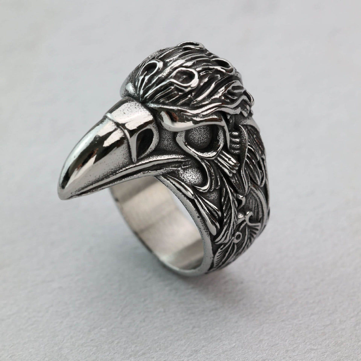 Vintage Solid Stainless Steel Bold Eagle Embossed Ring for Men