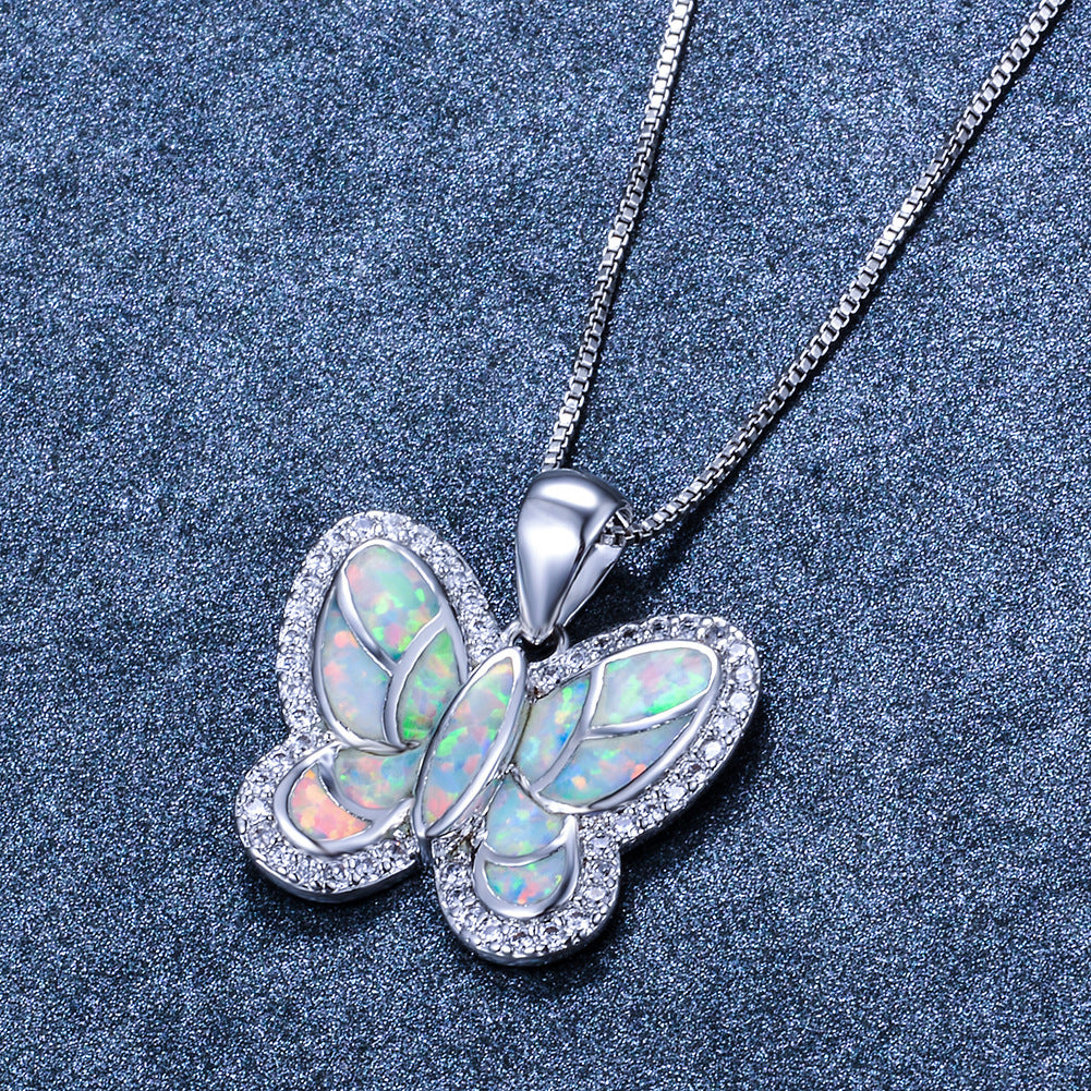 Multi-piece Australian-style small diamond butterfly-shaped pendant necklace