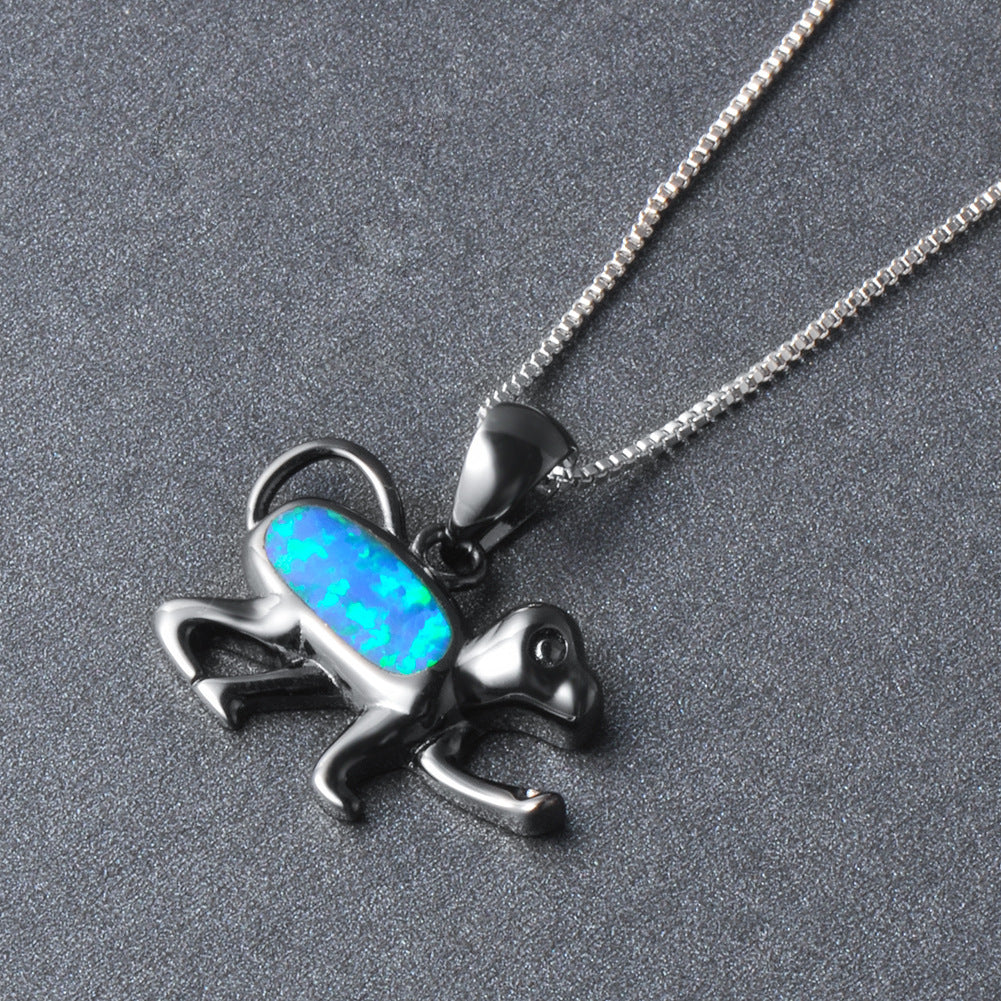 Opal  Dog-shaped pendant necklace