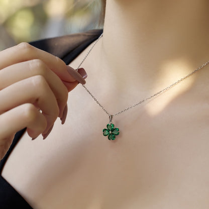 S925  Necklace, Inlaid Green Heart CZ and Four-Leaf Clover Round Beads, Niche Minimalist Versatile Jewelry