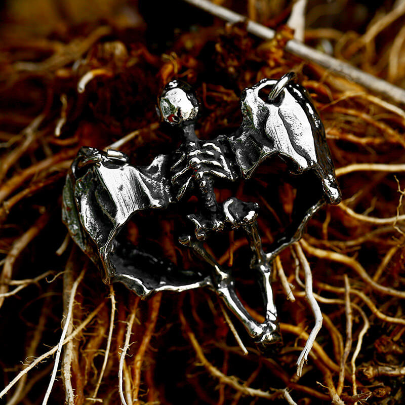 Men's Hip Hop Skull Wings Pendant Necklace