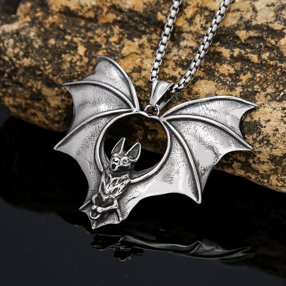 Men's Stainless Steel Vampire Bat Pendant Necklace Halloween Gift