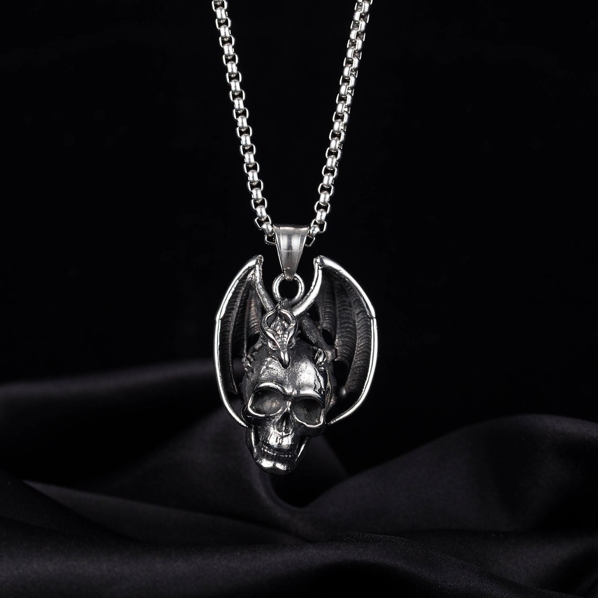 Men's Trendy Retro Skull Pendant Necklace