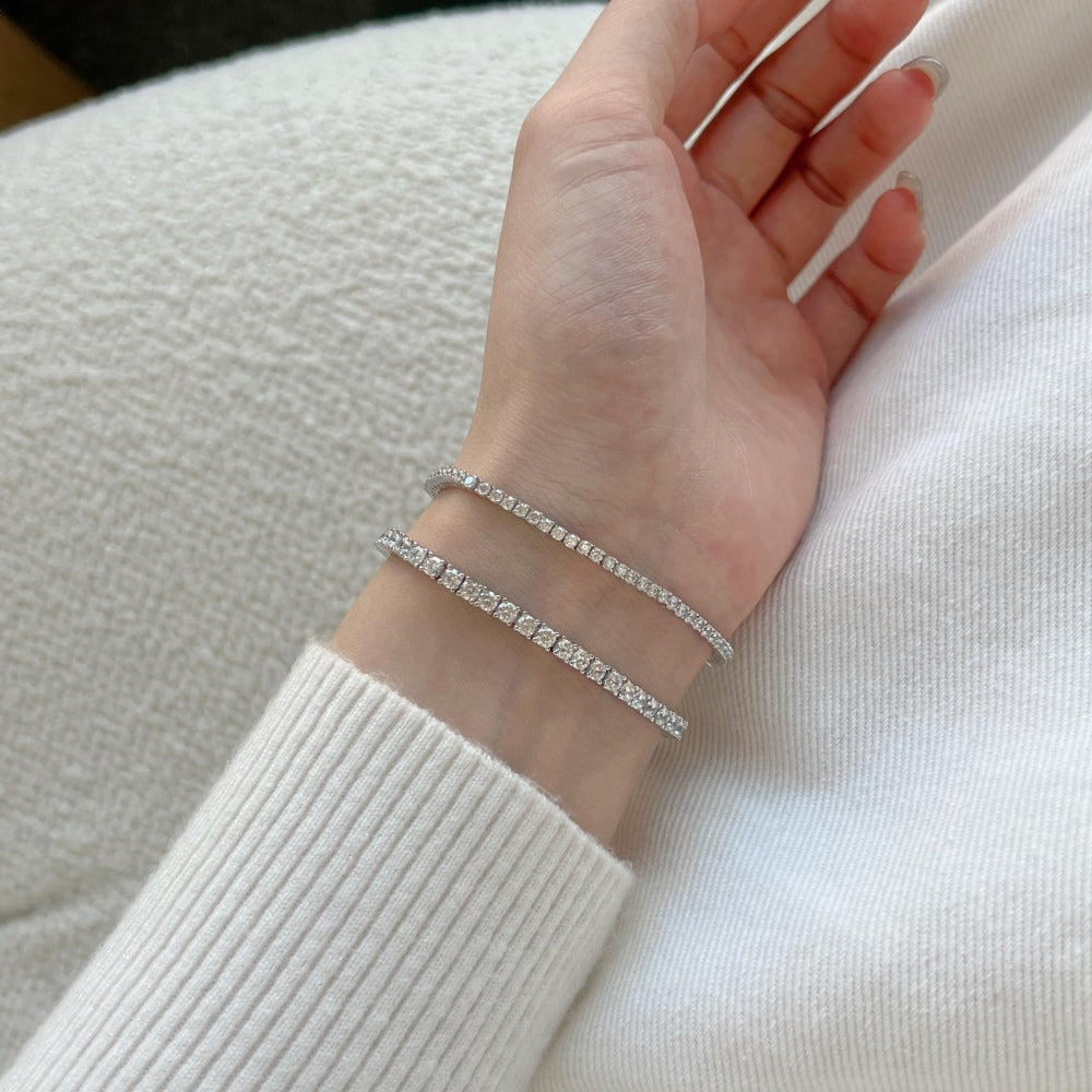 Women's S925 White Round Zirconia Fully Studded Niche Fashion Design Tennis Bracelet