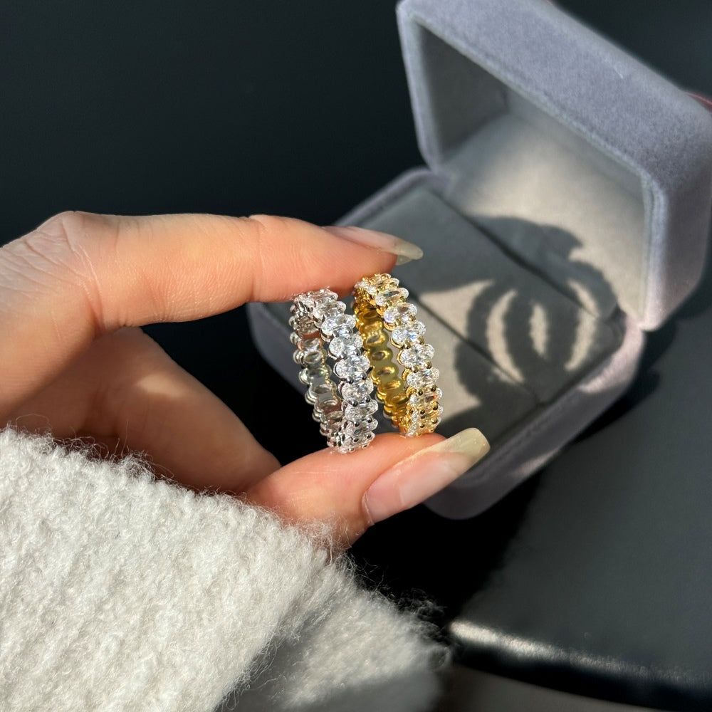 Women's Oval Egg Shape Claw Set Solitaire Cubic Zirconia Ring, S925 Silver with White Gold Plating Single Side Stones Ladies Ring