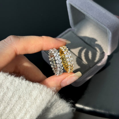 Women's Oval Egg Shape Claw Set Solitaire Cubic Zirconia Ring, S925 Silver with White Gold Plating Single Side Stones Ladies Ring