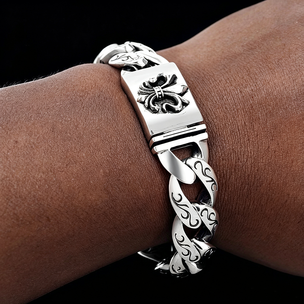 Men's Retro Engraved Square Clasp Thick Curb Bracelet