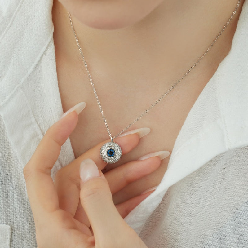 Niche Fashion S925 Silver Evil Eye Necklace Inlaid with White & Blue Round Zirconia Fashion Pendant Jewelry
