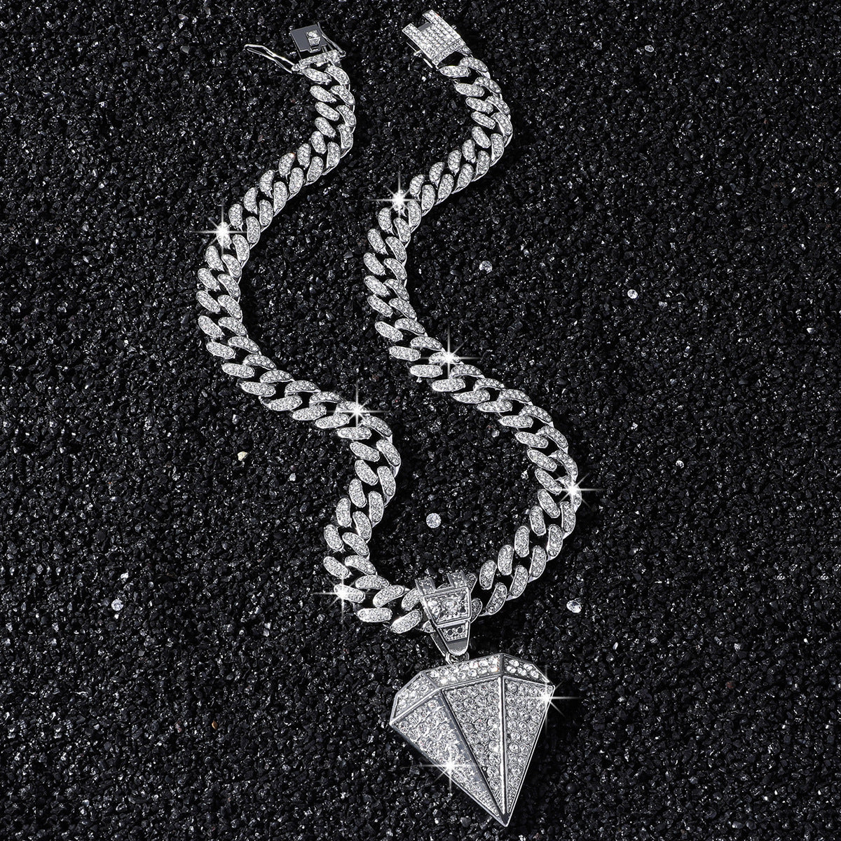Hip-Hop Diamond-Shaped Cuban Chain Pendant Necklace