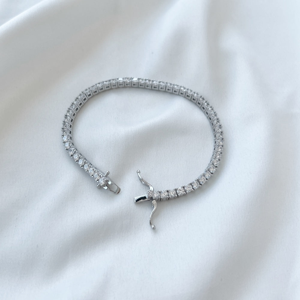 Women's S925 White Round Zirconia Fully Studded Niche Fashion Design Tennis Bracelet