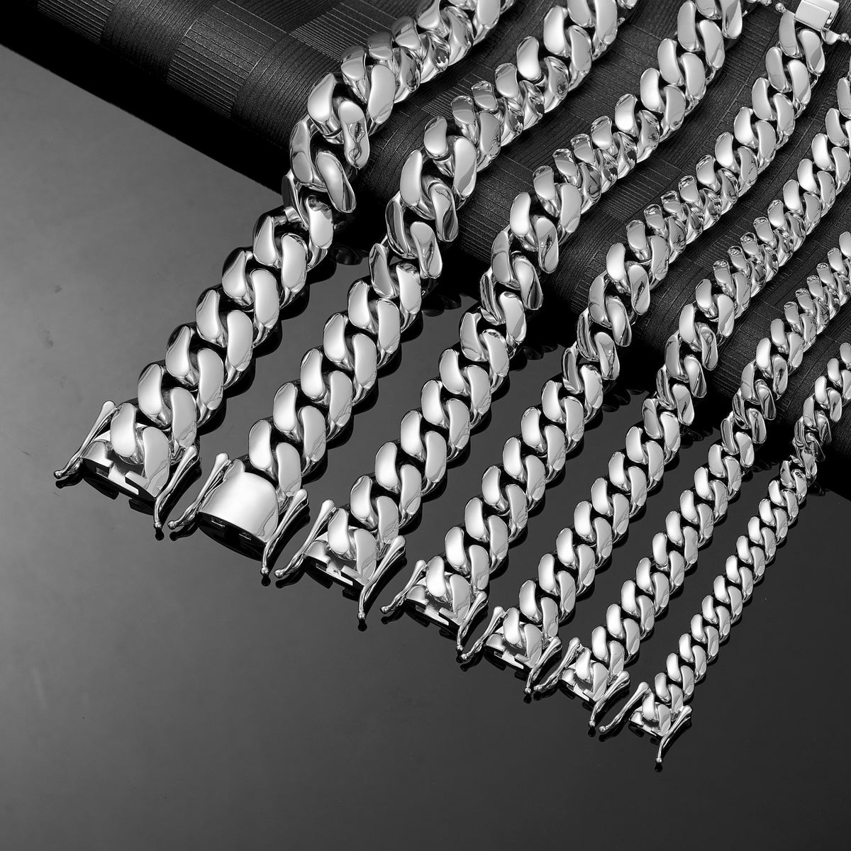 Men’s Thin Mirror Polished Cuban Link Bracelet, Shiny Stainless Steel Fashion Wrist Jewelry