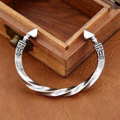 Men's Vintage Twisted Mobius Spear Tip Stainless Steel Open C Cuff Bracelet, Punk Style Buckle Ring Adjustable Retro Bangle