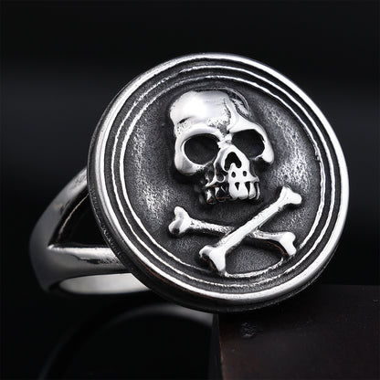 Men's Vintage Round Skull Crossbones Ring