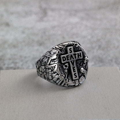 Vintage Antique Solid Stainless Steel 3D Carved Rock Crack Skull Death Cross Signet Ring for Men