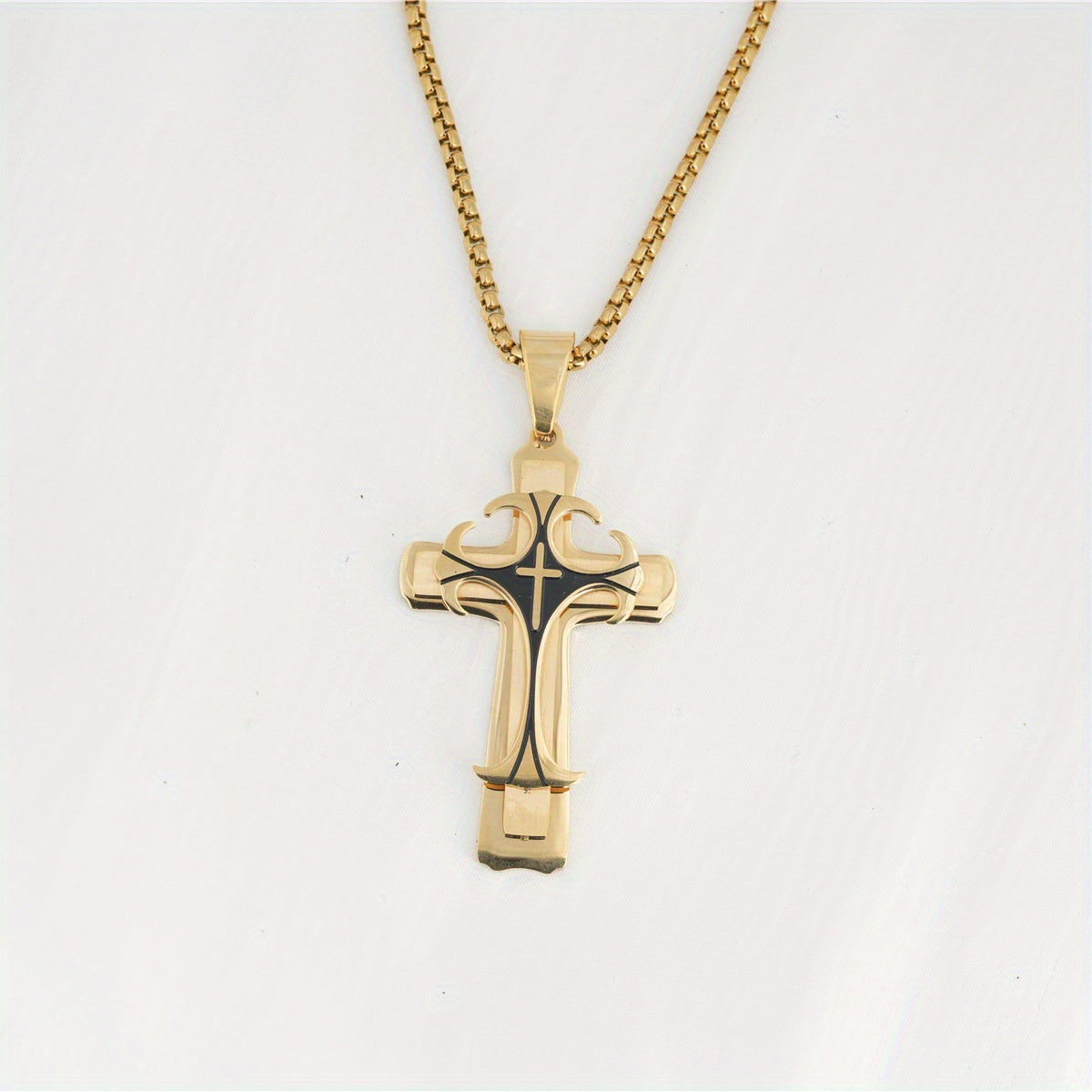 Men's Domineering Pattern Three-Layer Cross Necklace