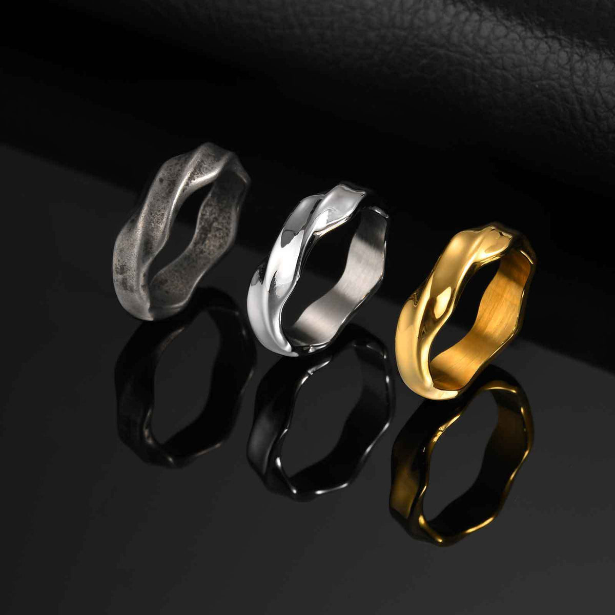 Men's Vintage Mobius Ring