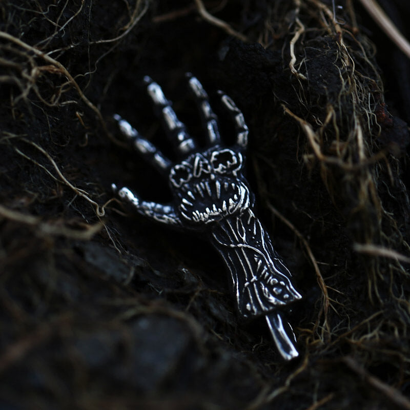 Men's Vintage Skull Hand Pendant Necklace