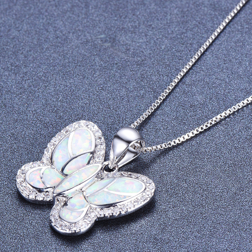 Multi-piece Australian-style small diamond butterfly-shaped pendant necklace