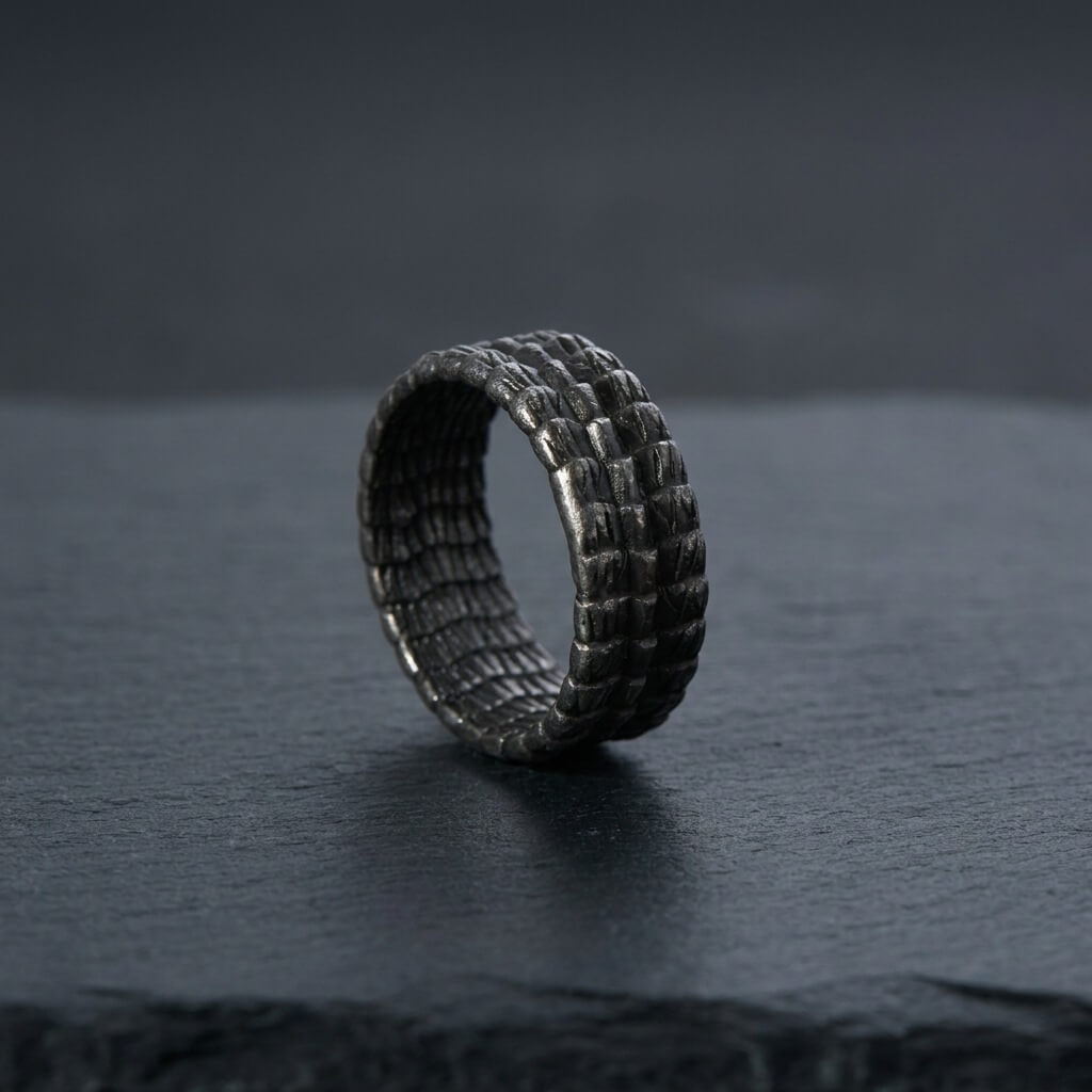 Vintage Solid Stainless Steel Slim Narrow Dragon Pattern Band Ring for Men