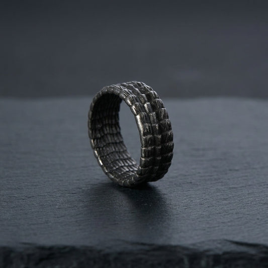 Vintage Solid Stainless Steel Slim Narrow Dragon Pattern Band Ring for Men
