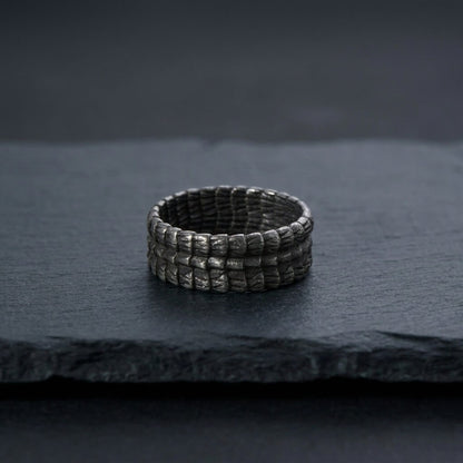 Vintage Solid Stainless Steel Slim Narrow Dragon Pattern Band Ring for Men