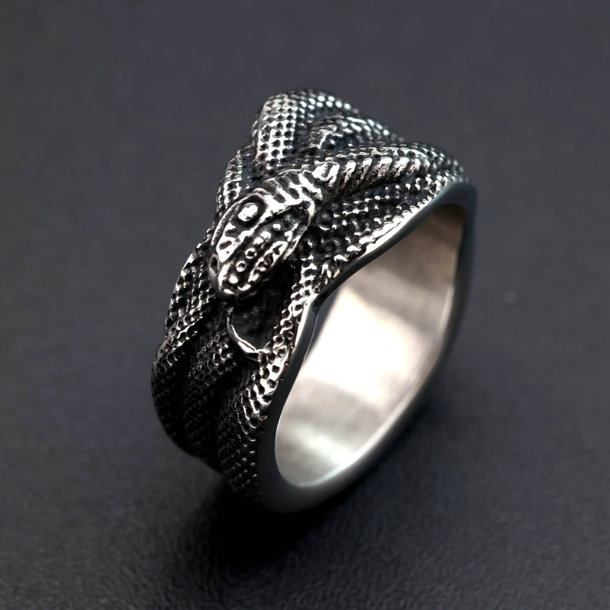 Vintage Solid Stainless Steel Antique Finish Wrapped Snake Band Ring for Men