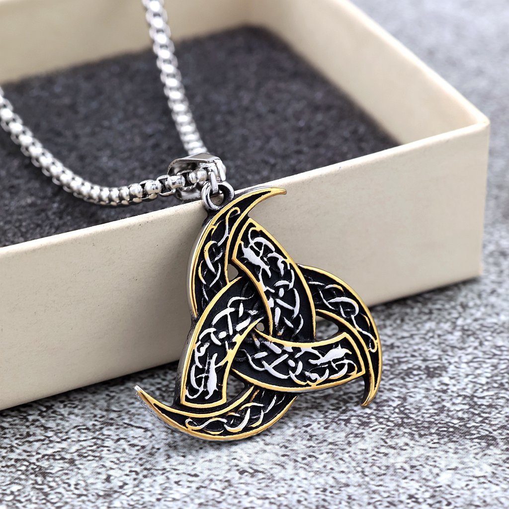 Vintage Stainless Steel Men's Single Sided Viking Celtic Knot Triangle Pendant Necklace