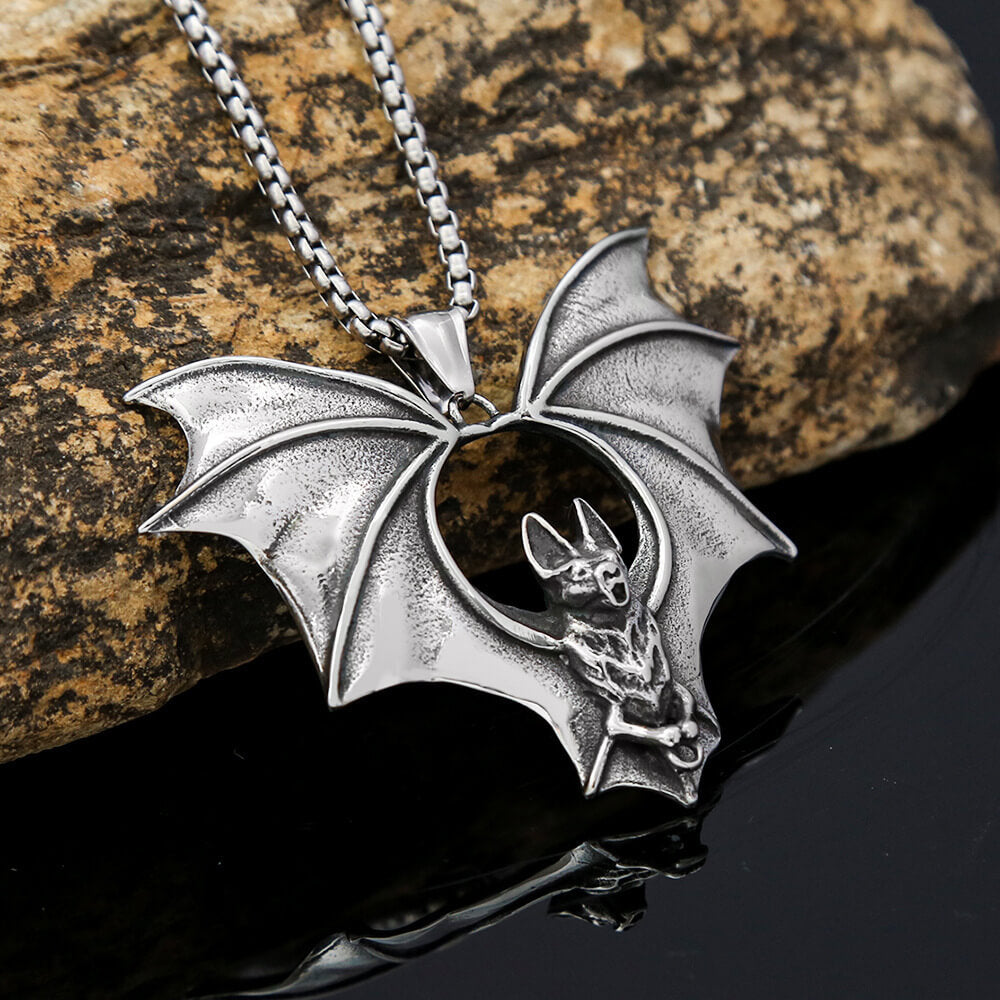 Men's Stainless Steel Vampire Bat Pendant Necklace Halloween Gift