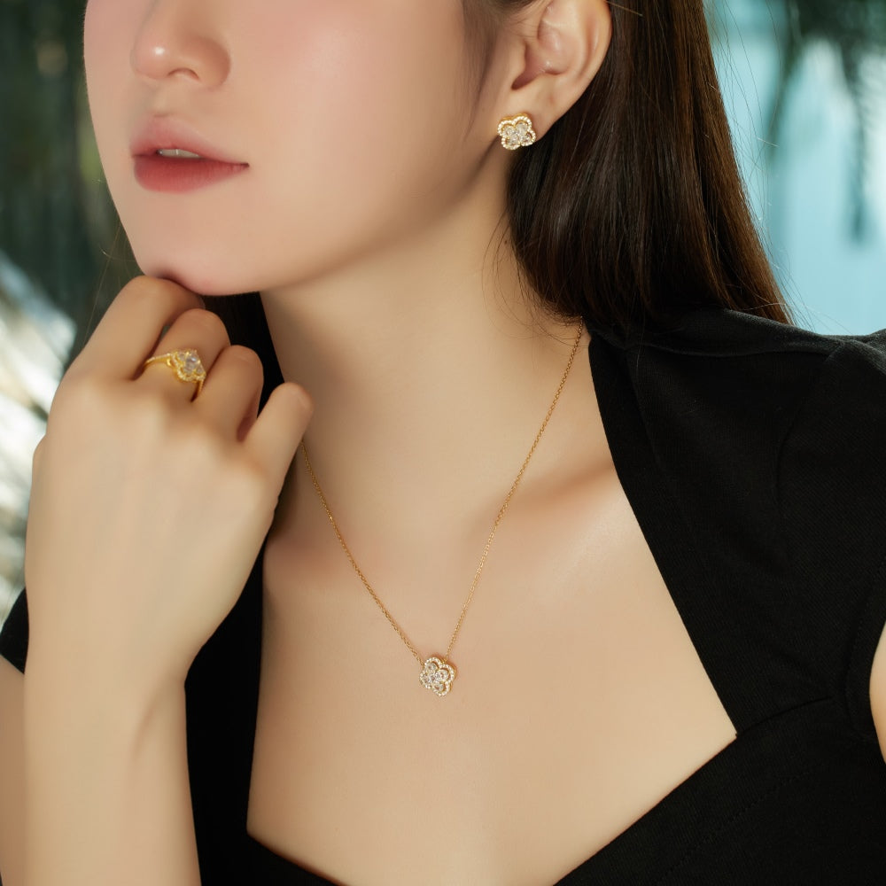 Women's Clover Pendant Necklace, Heart Shape Zirconia Accent, S925 with Gold Plating