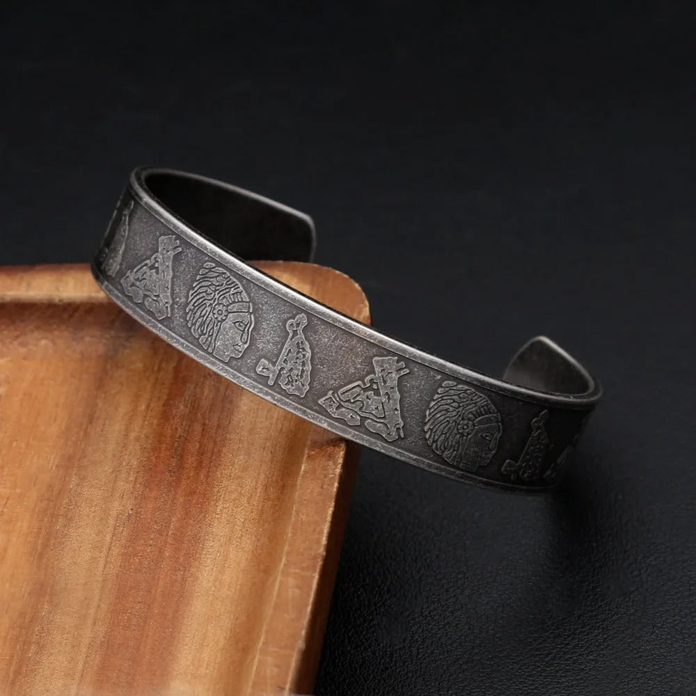 Ancient Egyptian Pharaoh Engraved Open C Bracelet for Men, Fashion Viking Style Stainless Steel Retro Cuff Bangle Jewelry