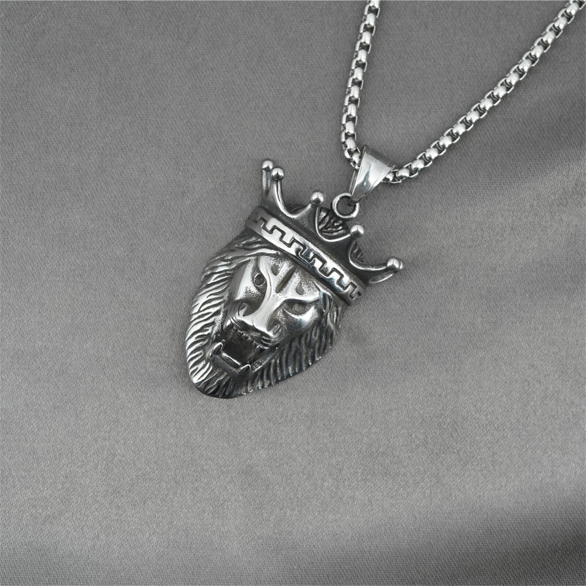 Men's Steel Crown Lion Head Vintage Animal Jewelry Pendant Necklace