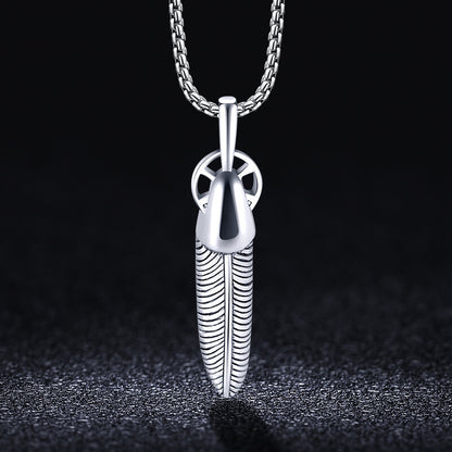Men's Vintage Feather Pendant Necklace