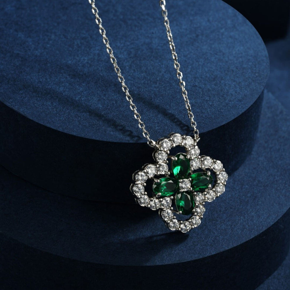 Women's Sterling Silver Hollow Four-leaf Clover Emerald Pendant