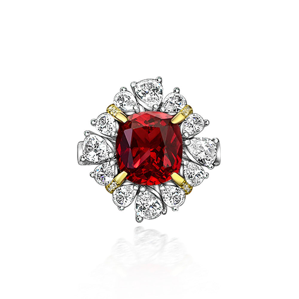 Women's Emerald With Pear Shape Zirconia Ring