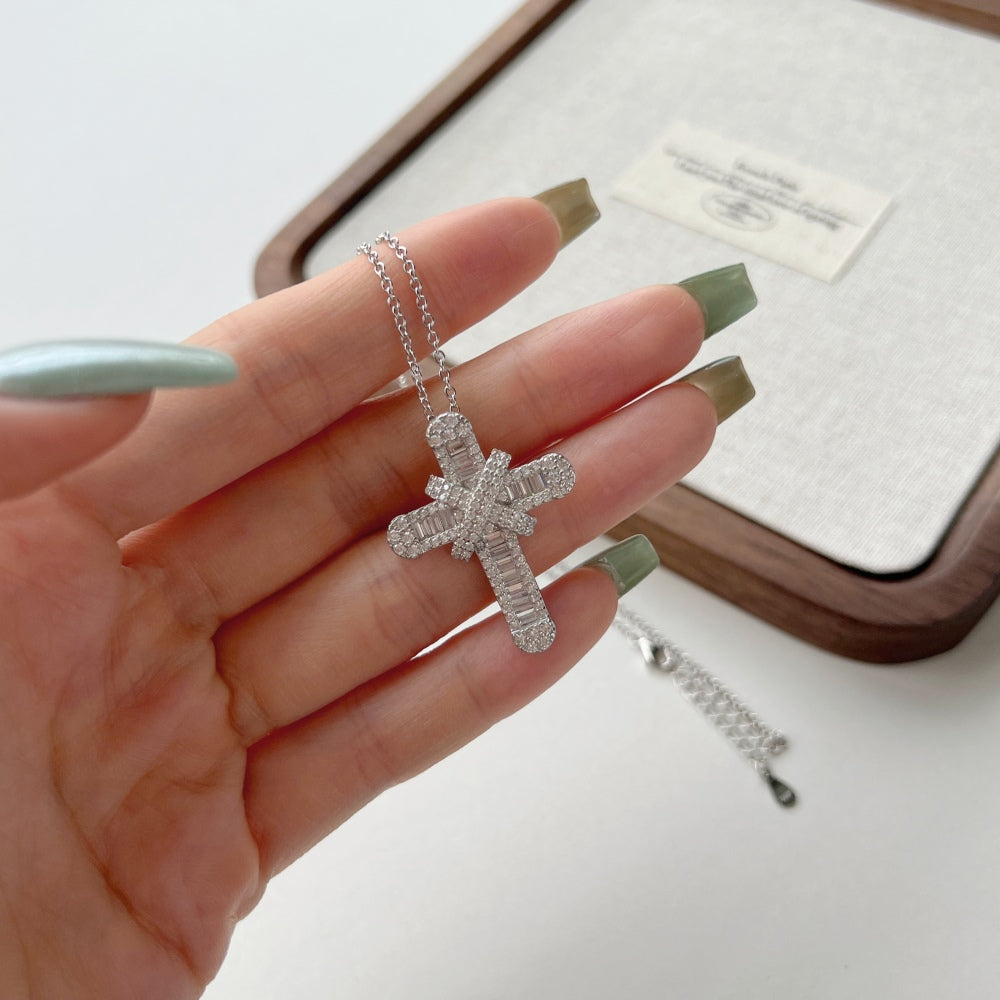 Women's Exquisite High‑end Cross Pendant Necklace, Starry Paved Zirconia Inlay, S925 with White Gold Plating
