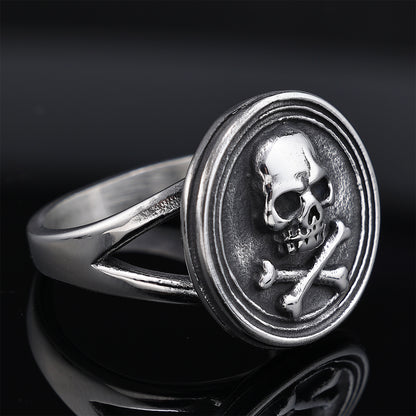 Men's Vintage Round Skull Crossbones Ring