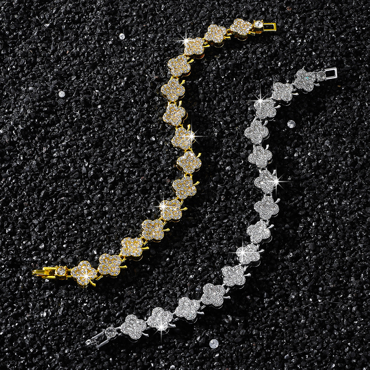Hip-Hop Classic Floral Pattern Stitching Chain Bracelet