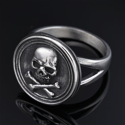 Men's Vintage Round Skull Crossbones Ring
