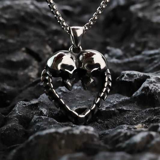 Men's Vintage Heart-Shaped Skull Pendant Necklace