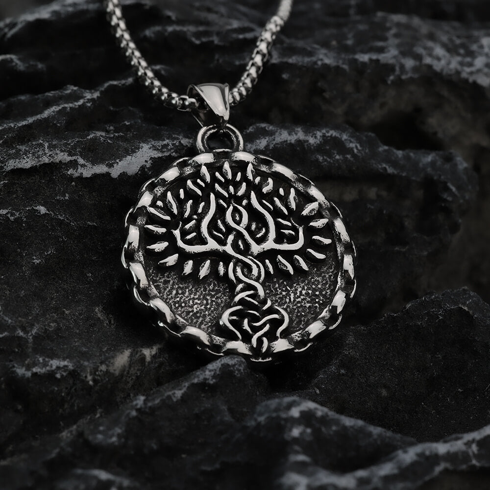 Men's Steel Nordic Tree of Life Lace Edge Round Retro Street Jewelry Pendant Necklace