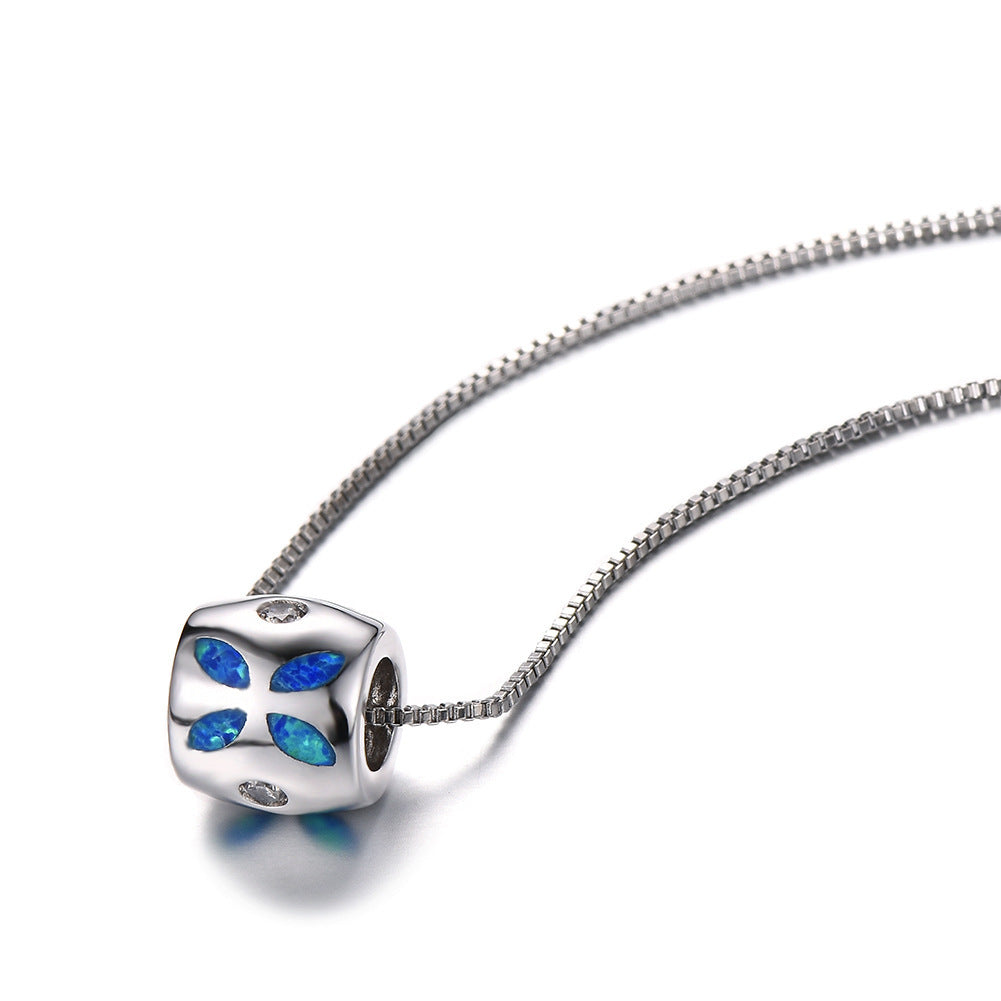 Four-leaf Opal cylinder necklace
