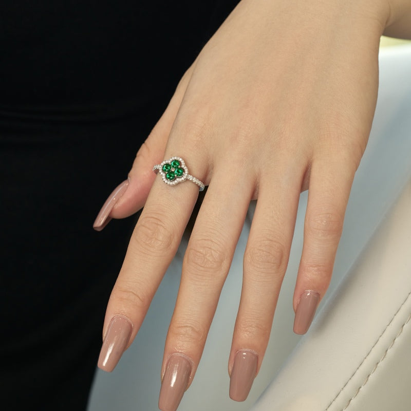 Women's S925 Silver White Gold Tone Ring, Four-Leaf Clover Shape Green Cubic Zirconia Halo Ladies Fashion Ring